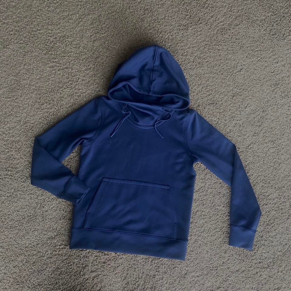 Lululemon Blue pullover size 2